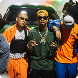 Hip hop artists posing – musicians leveraging SOUNDRAW AI beats